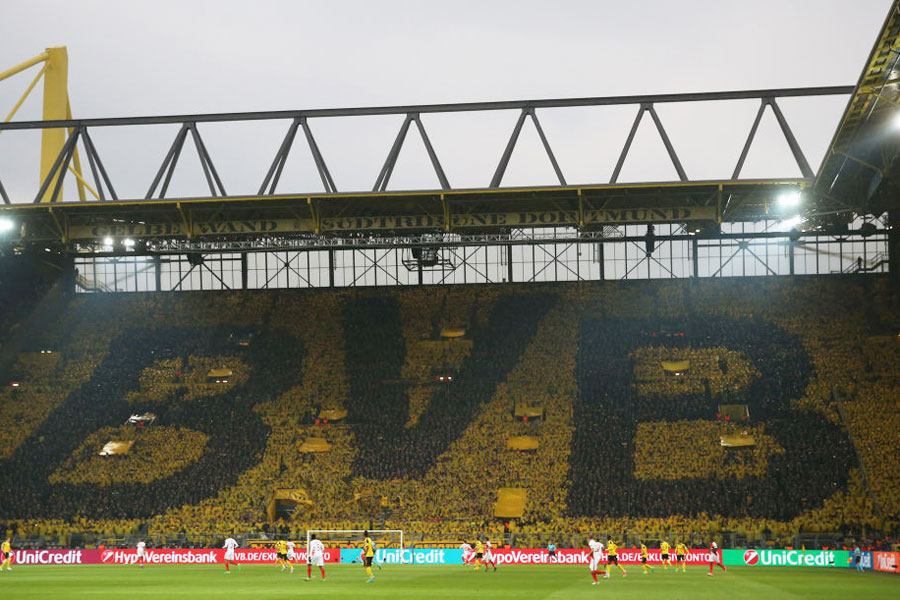 Youssoufa Moukoko - le nouvel attaquant de génie du Borussia Dortmund