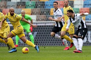 Amrabat : accord Fiorentina-Tottenham pour le prêt du marocain