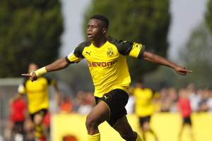 Moukoko : la pépite germano-camerounaise veut quitter le Borussia Dortmund !