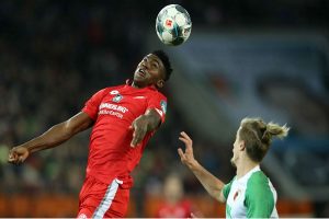 Officiel : Taiwo Awoniyi débarque à Nottingham Forest