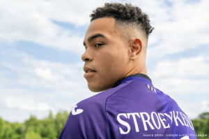 L'heure du départ pour Stroeykens ? L'avis de Jbari et Desabre sur le Congolais