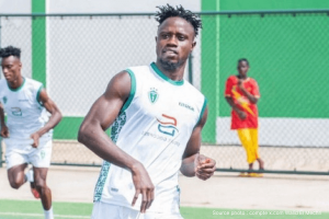 Yakhouba Gnagna Barry vers l'ES Sétif : Après l'échec médical de 2025, le deal reprend