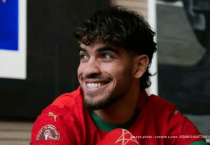 Le PSG séduit par Ezzalzouli : l'ailier marocain du Betis dans le viseur parisien