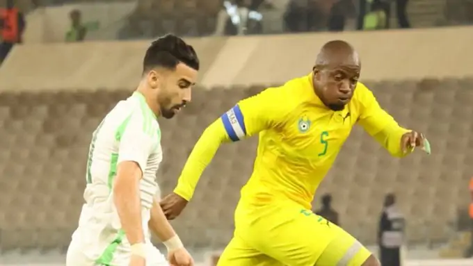 L'équipe d'Algérie célèbre un but.