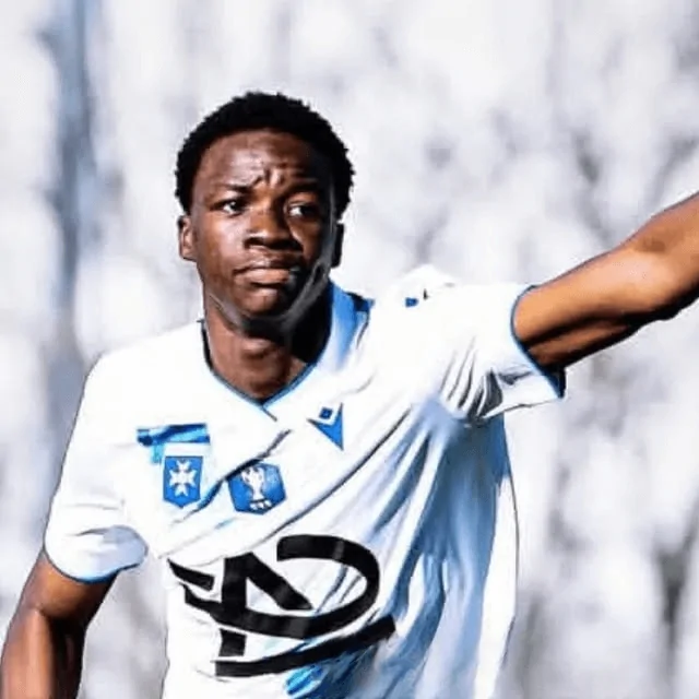 Leverkusen Fonce sur Nimetigna Sacko : Un Talent en Plein Essor