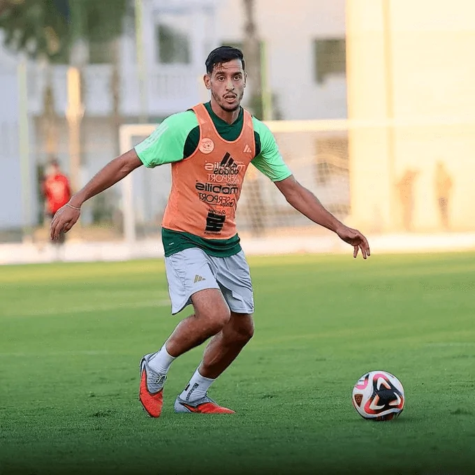 Zineddine Belaïd, défense Algérie: duels gagnés, relance sereine.