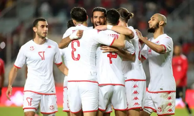 L'équipe d'Égypte célébrant sa victoire à la CAN.