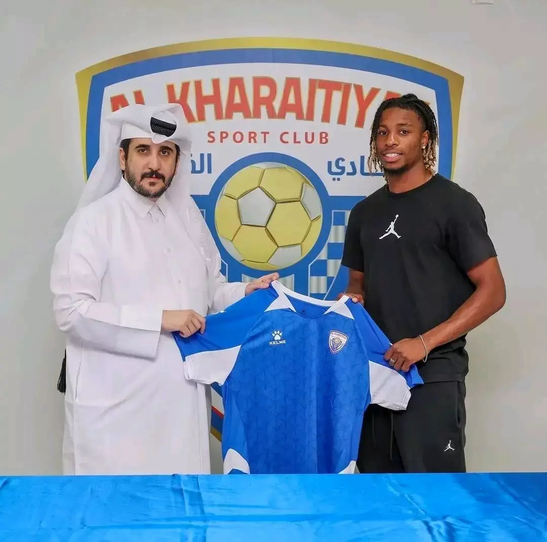 Axel Urie ailier international centrafricain libre transfert 2026