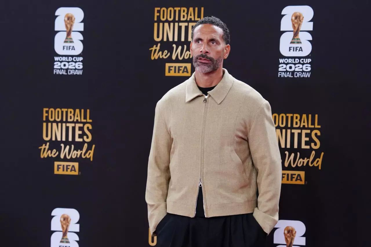 Rio Ferdinand défenseur Manchester United Angleterre légende Red Devils Premier League trophées