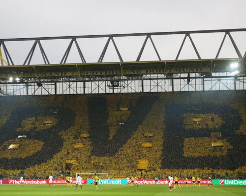 Youssoufa Moukoko - le nouvel attaquant de génie du Borussia Dortmund