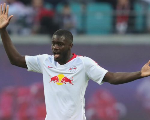 Upamecano est la priorité des transferts de Liverpool. Kabak, White et Bremer sont dans la short liste aussi