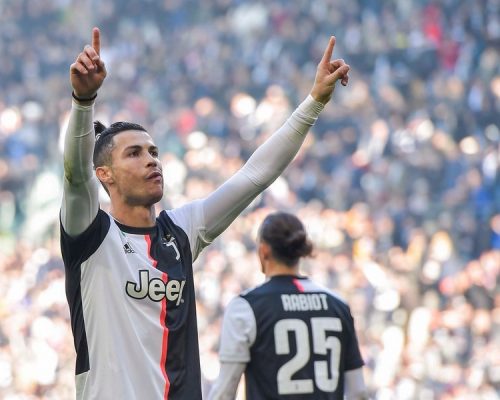 Ronaldo a marqué le 70e but à domicile de la LDC, répétant le record de Messi