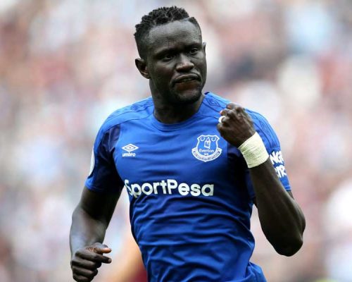 Baye Oumar Niasse signe à Huddersfield Town !