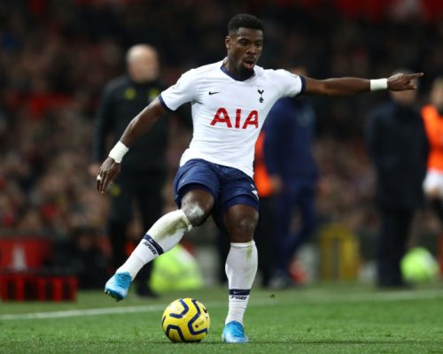 Tottenham : Aurier a tardé à faire son test Covid, Mourinho agacé