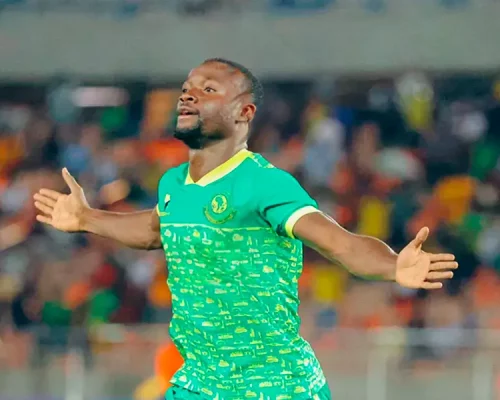 L’attaquant congolais Fiston Mayele lors d’un match décisif en LDC CAF