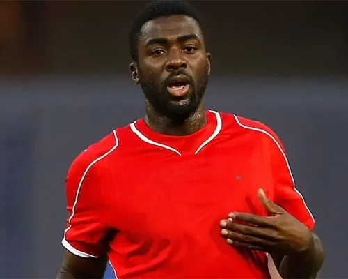Kolo Touré sur le banc avec l’équipe première de Manchester City