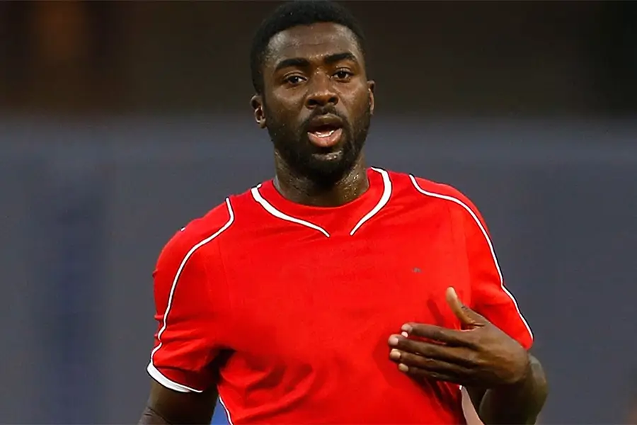 Kolo Touré sur le banc avec l’équipe première de Manchester City