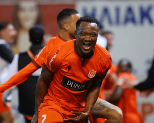 Aboubacar Doumbia célébrant une passe décisive en club