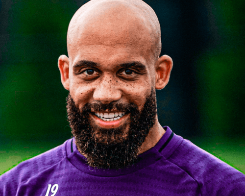 Bryan Mbeumo avec le maillot de Manchester United