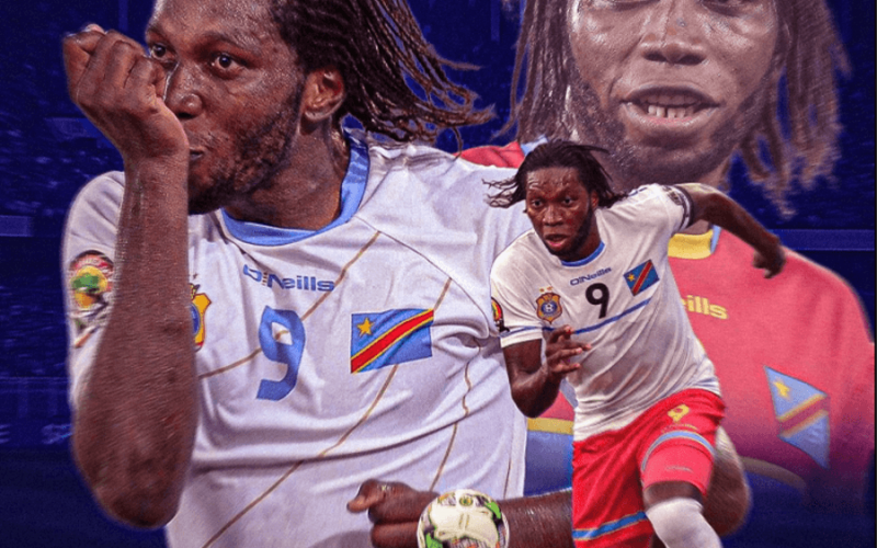 Dieumerci Mbokani salue les supporters pour son dernier match
