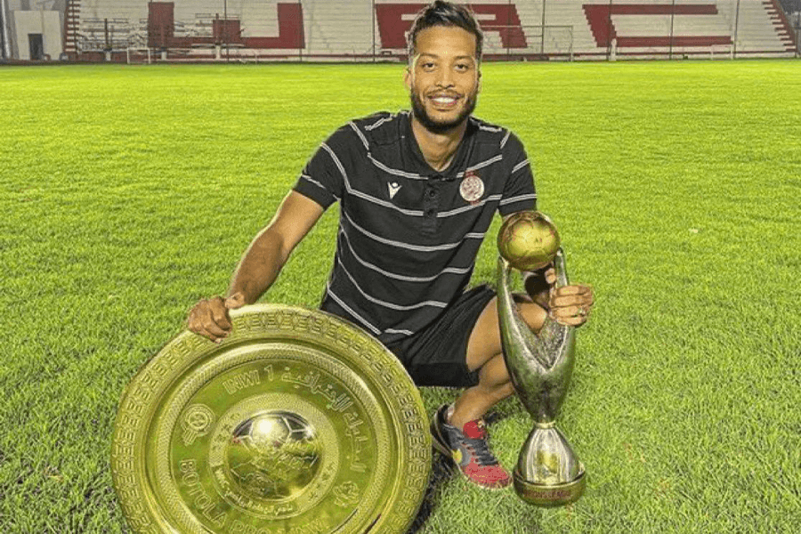 Zouhair El Moutaraji de retour au Wydad, signature de deux ans