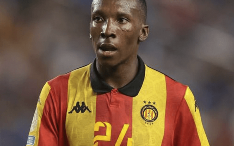 Elias Mokwana présenté à Al Hazem, prêt avec option d’achat
