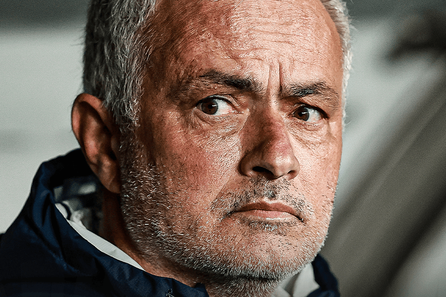 Jose Mourinho quittant Fenerbahçe après l’échec en barrages de C1