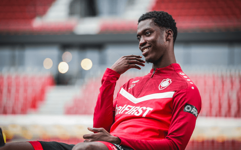 Mahamadou Doumbia en action sur le terrain