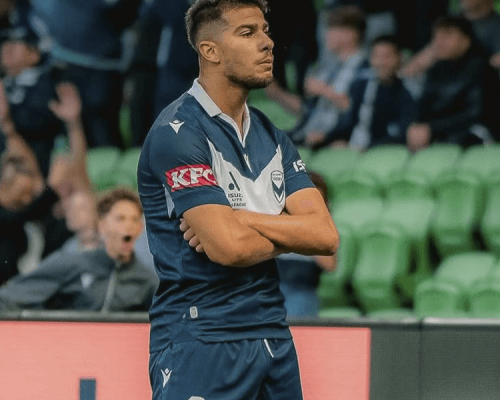 Zinédine Machach officialise sa signature à la RS Berkane