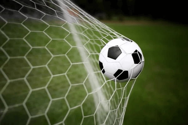 Maroc U20 contre Espagne: pressing coordonné, transitions rapides, victoire 2-0.