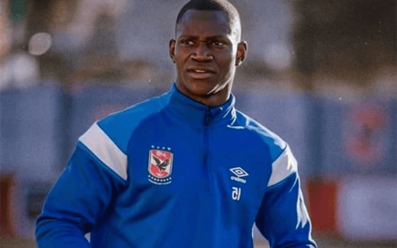 Aliou Dieng fait face à des offres de transfert d'Al Ahly. Découvrez les enjeux autour de son contrat et son importance dans l'équipe égyptienne.