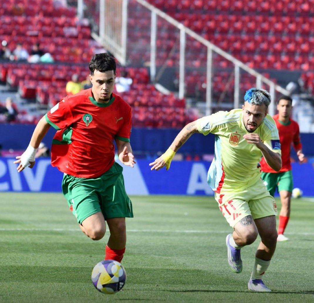 Coupe du Monde U20 bat Espagne et Brésil, pressing haut efficace