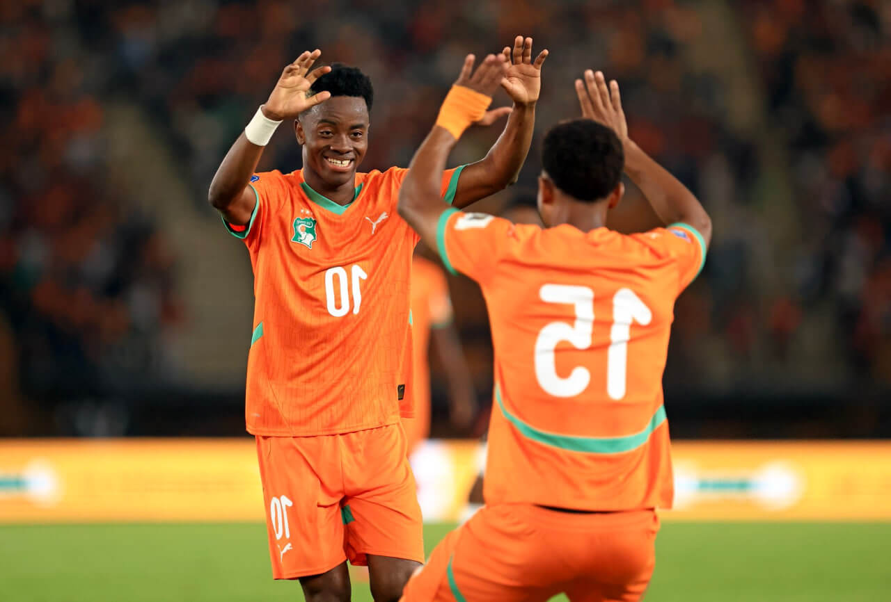 Portrait de Mohamed Salah: Mohamed Salah, star égyptienne, en action sur le terrain.