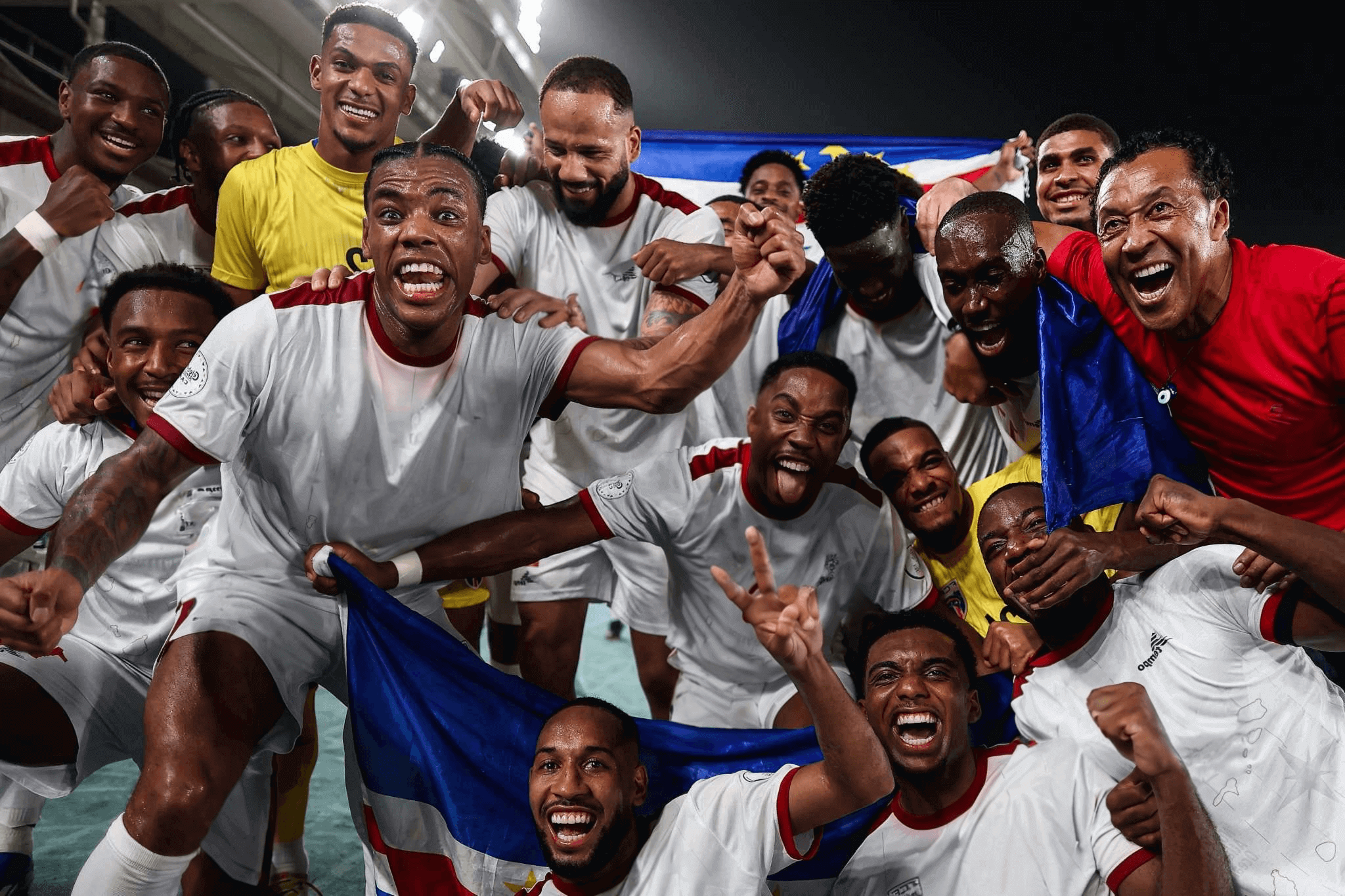 Les joueurs du Cap-Vert célèbrent leur qualification historique.