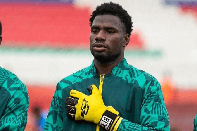 Célébration du TP Mazembe avec Arouna Diouf en nouvelle recrue.