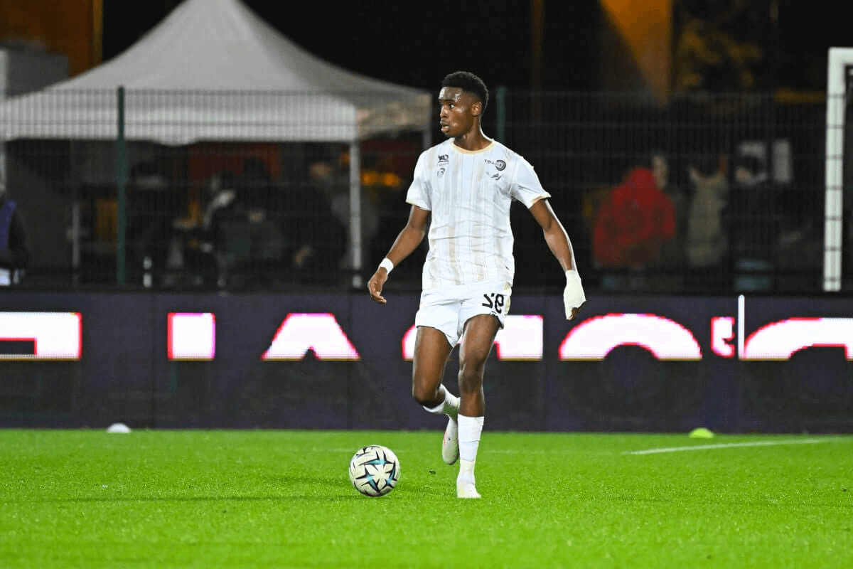 Abdoul Koné en action lors d'un match du Stade de Reims.