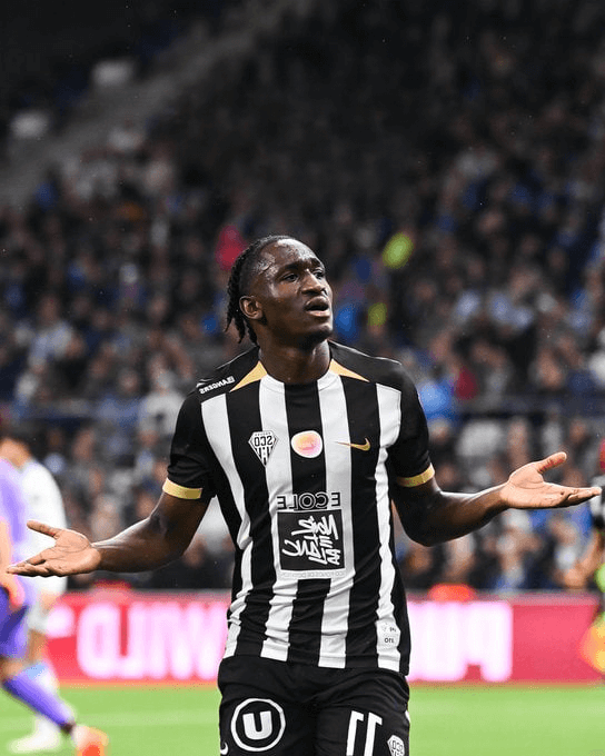 Sidiki Chérif en action lors d'un match de Ligue 1.