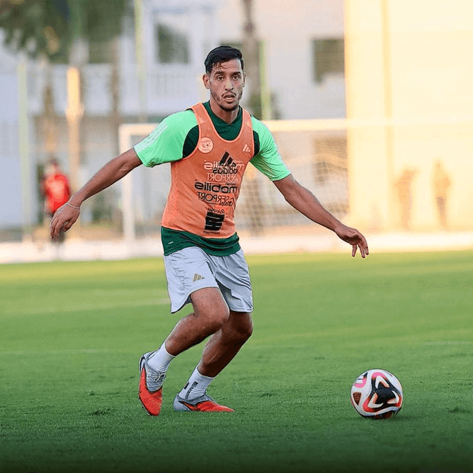 Zineddine Belaïd, défense Algérie: duels gagnés, relance sereine.