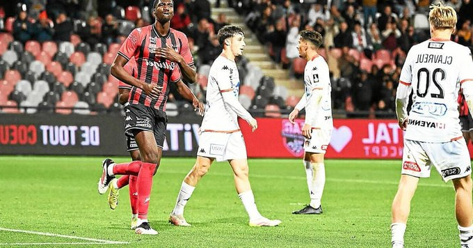 Kalidou Sidibé : Vers une Prolongation Cruciale avec Guingamp