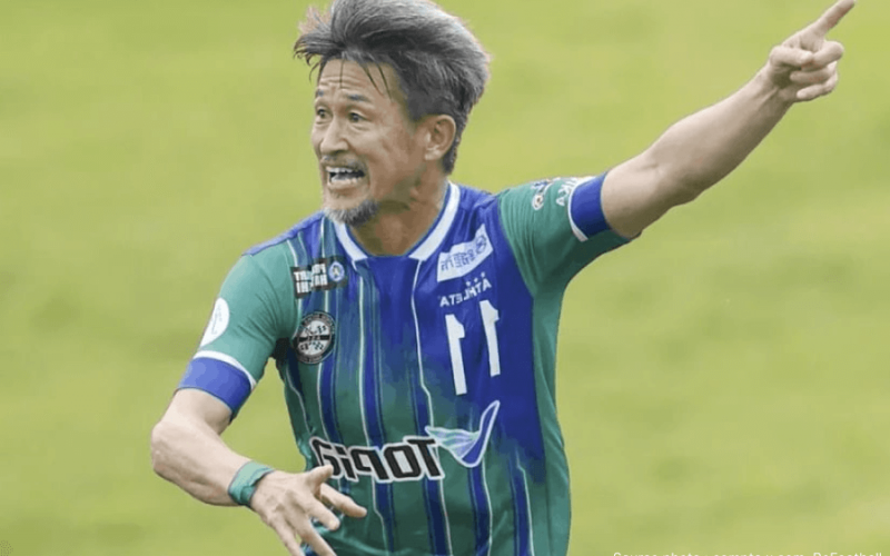 Miura signe à Fukushima United et continue de défier le temps