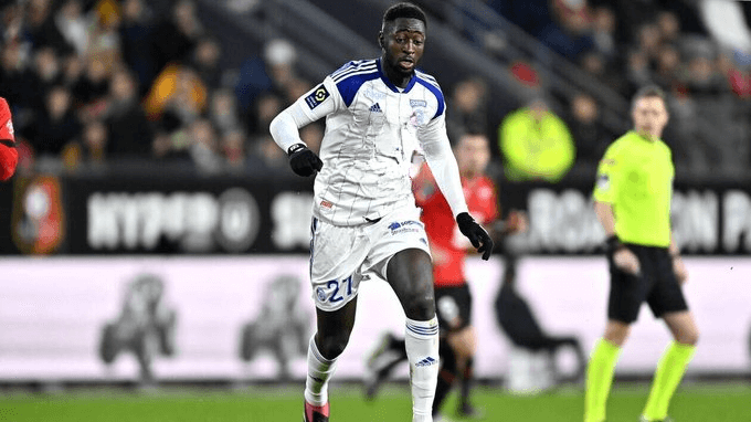 Ibrahima Sissoko célébrant un but en Bundesliga 2