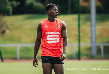 Nagida impressionne à Rennes : le latéral camerounais attise les convoitises après le refus de Beşiktaş