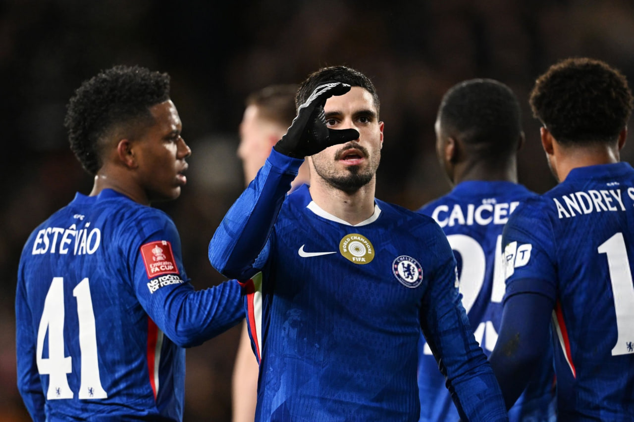 Chelsea 4-0 Hull : Mamadou Sarr réussit sa première titularisation sous Rosenior