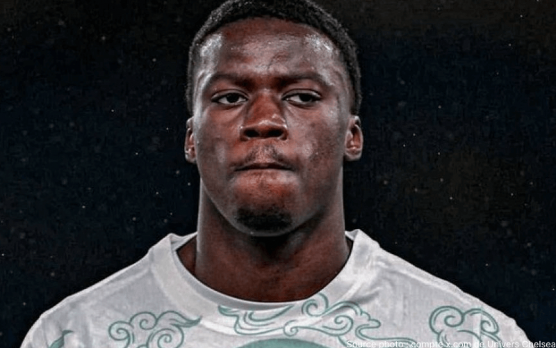 Chelsea 4-0 Hull : Mamadou Sarr réussit sa première titularisation sous Rosenior