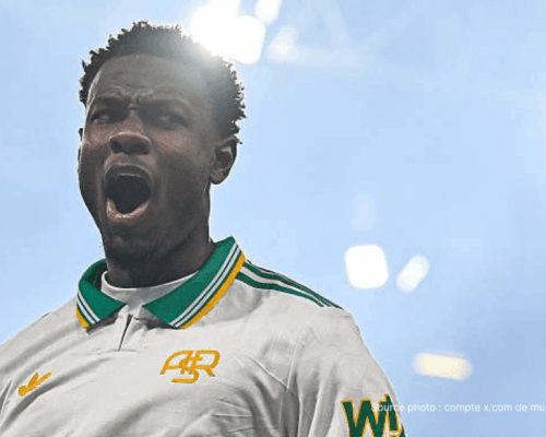 Deux cadors anglais surveillent Evan Ndicka