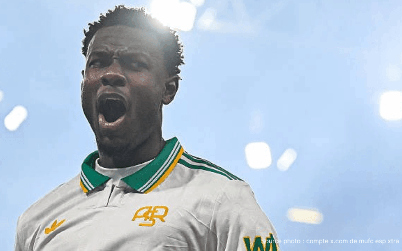 Deux cadors anglais surveillent Evan Ndicka