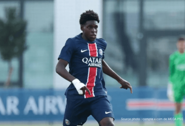 Mbemba prêt à quitter le PSG : Barcelone et le Bayern à l'affût