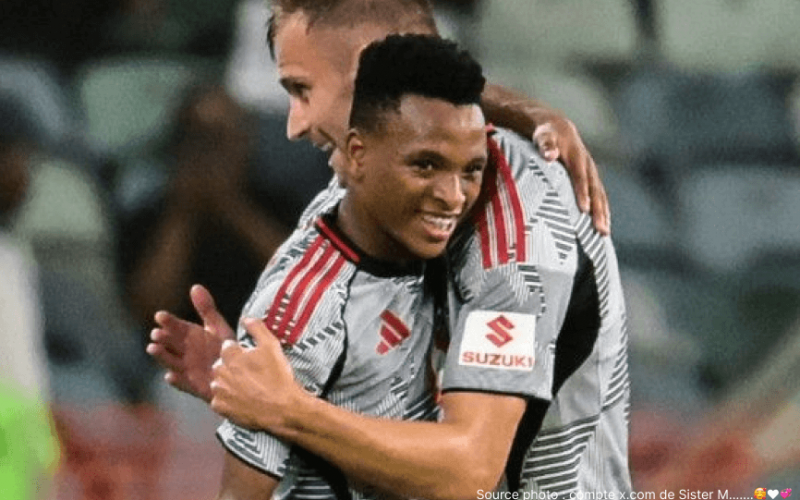 De Jong : « Mofokeng est le meilleur jeune que j'ai eu »