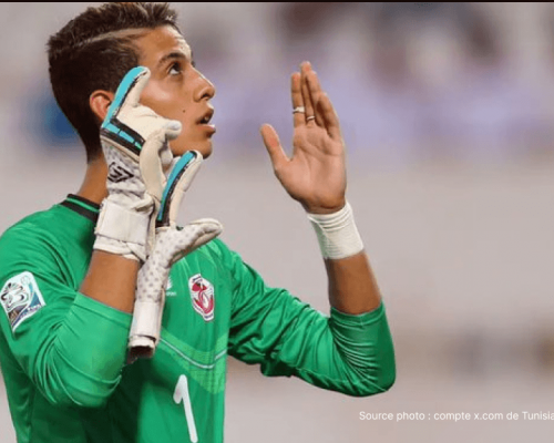 Ben Hessen effectuant un arrêt lors d'un match de championnat tunisien