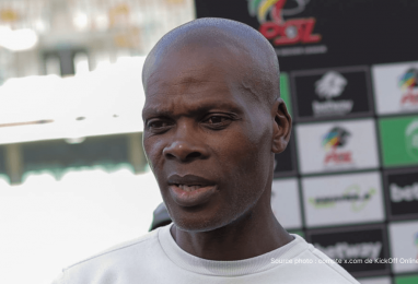 Arthur Zwane entraîneur d'AmaZulu FC au Moses Mabhida Stadium après la défaite 1-0 contre Kaizer Chiefs, 17 mai 2026